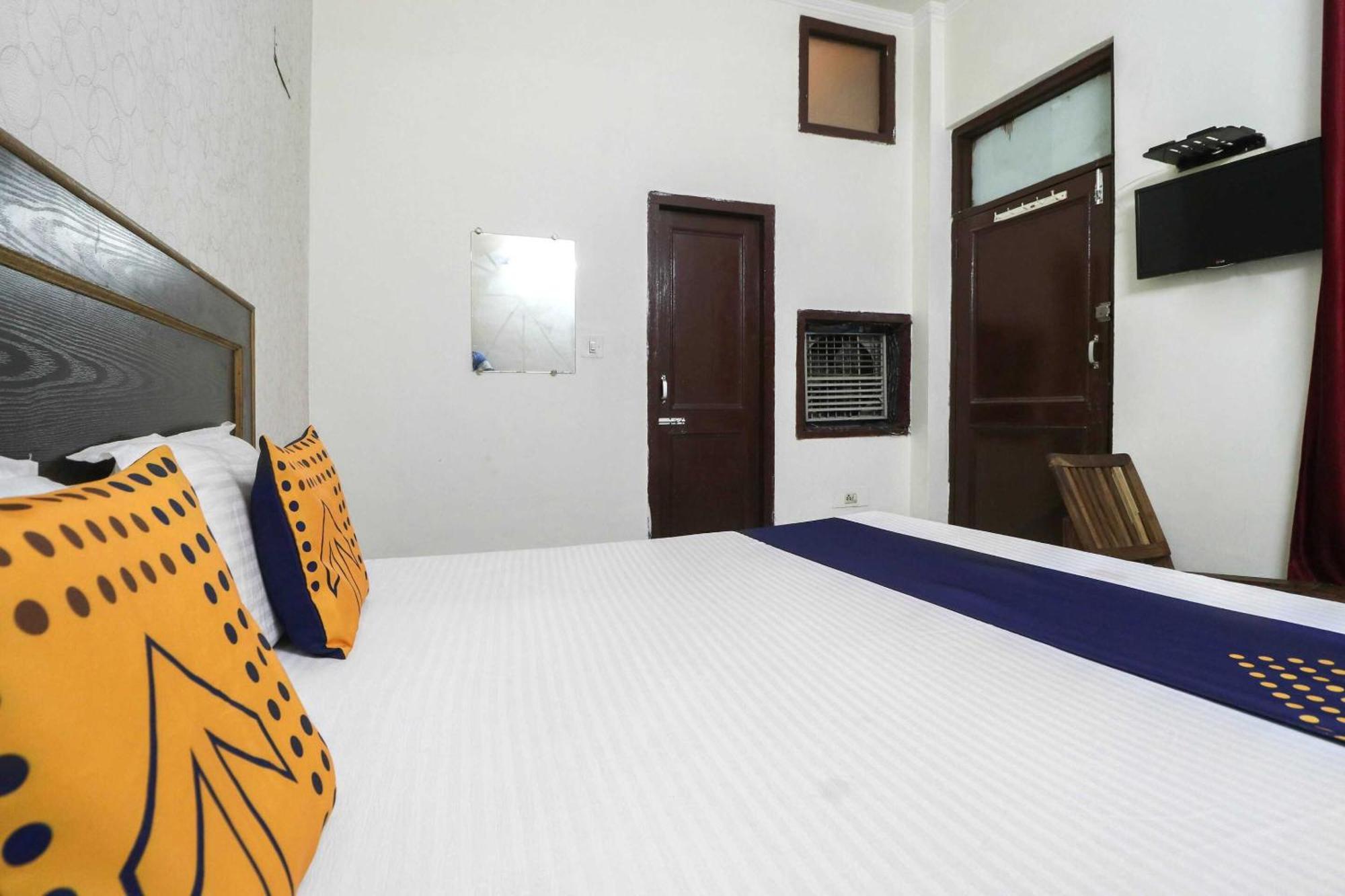 Hotel O Sun City 42 Chandīgarh Екстериор снимка